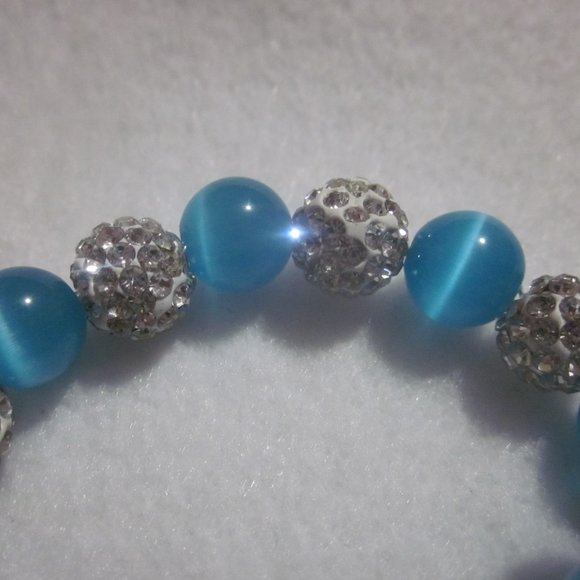 Handmade Blue & White/Clear Stretch Bracelet Set - Picture 2 of 5